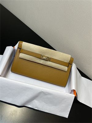 Kelly Classique To Go wallet Epsom Leather Gold Tone Metal In Sesame Color HS