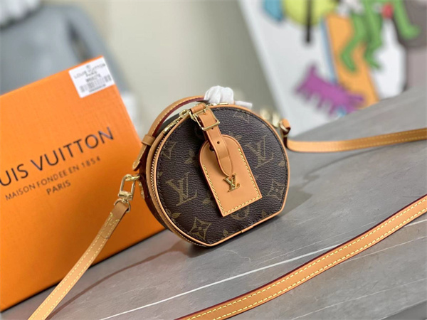 L.V Mini Boîte Chapeau Monogram Canvas M44699