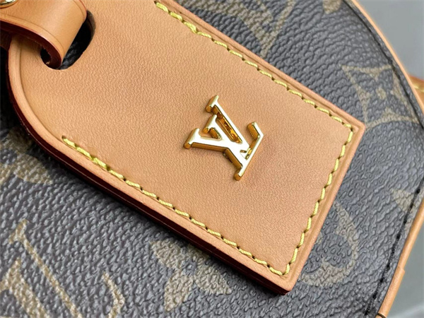 L.V Mini Boîte Chapeau Monogram Canvas M44699