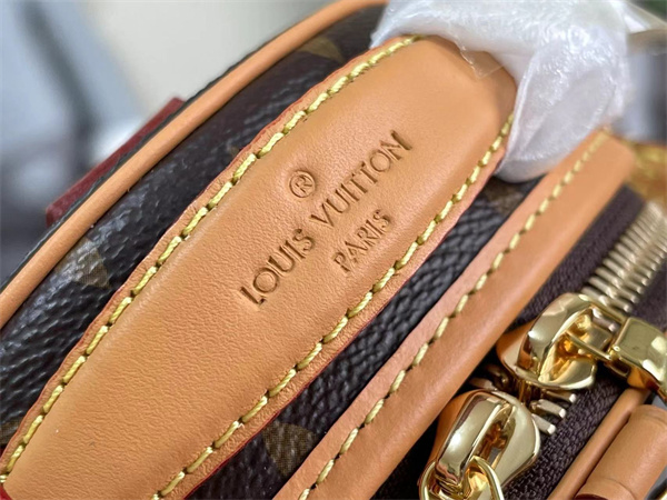 L.V Mini Boîte Chapeau Monogram Canvas M44699