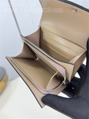 L.V IRIS Compact Wallet Monogram Leather Tourterelle Grey M62542