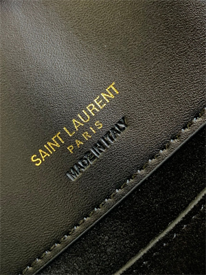 Y.S.L LE 37 SMALL In Black Shinny Leather Bucket Bag