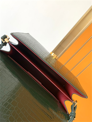 Y.S.L CASSANDRA MEDIUM TOP HANDLE BAG IN CROCODILE EMBOSSED LEATHER Gold Tone Metal Green Color