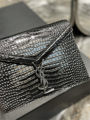 Y.S.L CASSANDRA CHAIN BAG IN CROCODILE EMBOSSED LEATHER Silver Tone Metal Black Color