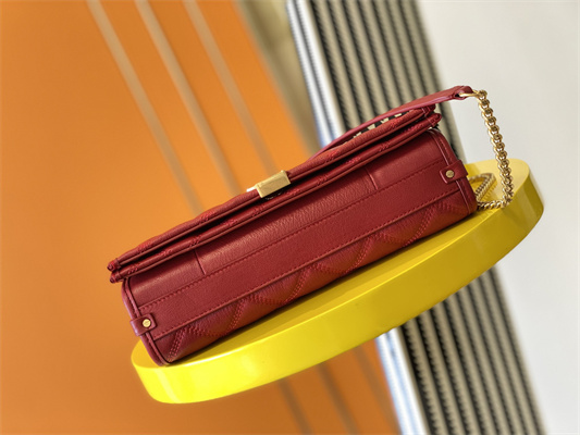 Y.S.L BECKY SMALL CHAIN BAG IN Red QUILTED LAMBSKIN Gold Tone Metal