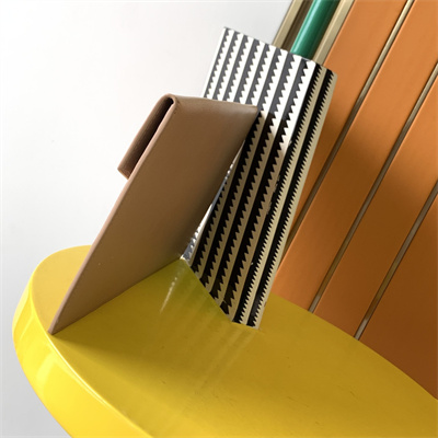 Y.S.L UPTOWN POUCH IN GRAIN DE POUDRE EMBOSSED LEATHER Beige Color Black Tone Metal