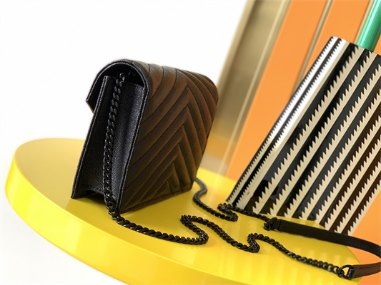 Y.S.L CASSANDRA ENVELOPE CHAIN WALLET IN GRAIN DEPOUDRE LEATHER Black Color Black Tone Metal