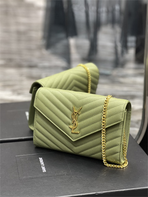 Y.S.L CLASSIC CASSANDRA CHAIN WALLET IN GRAIN DEPOUDRE LEATHER Lt Green Color Gold Tone Metal