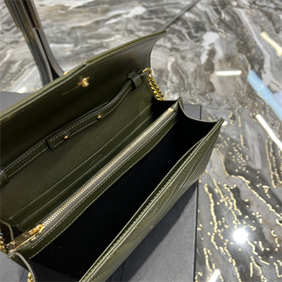 Y.S.L CLASSIC CASSANDRA CHAIN WALLET IN GRAIN DEPOUDRE LEATHER Dk Green Color Gold Tone Metal