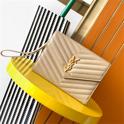 Y.S.L CASSANDRA MATELASS?? FLAP POUCH IN GRAIN DE POUDRE EMBOSSED LEATHER Beige Color Gold Tone Metal