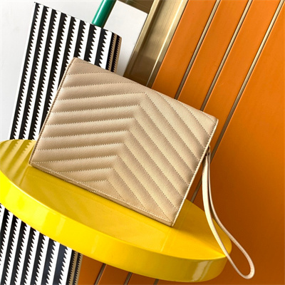 Y.S.L CASSANDRA MATELASS?? FLAP POUCH IN GRAIN DE POUDRE EMBOSSED LEATHER Beige Color Gold Tone Metal