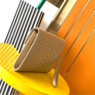 Y.S.L CASSANDRA MATELASS?? FLAP POUCH IN GRAIN DE POUDRE EMBOSSED LEATHER Beige Color Gold Tone Metal