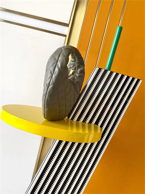 YSL ICARINO In Quilted Nappa Lambskin Green