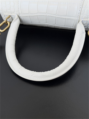 Women’s Hourglass Small Handbag Crocodile Embossed In White-Gold