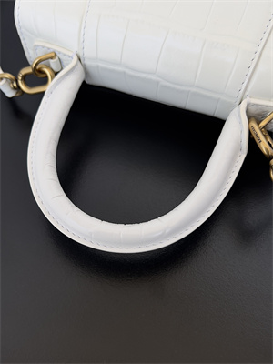 Women’s Hourglass XS Handbag Crocodile Embossed In White-Gold