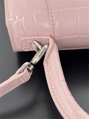 Women’s Hourglass XS Handbag Crocodile Embossed In Ice Pink-Silver