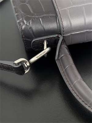 Women’s Hourglass XS Handbag Crocodile Embossed In Gradient Grey-Silver