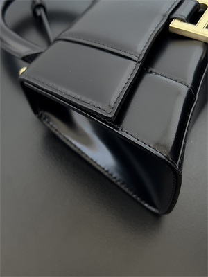 Women’s Hourglass XS Handbag Shiny Box Calfskin In Black-Gold