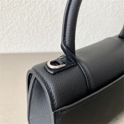 Women’s Hourglass XS Handbag Grained Calfskin In Black-Silver