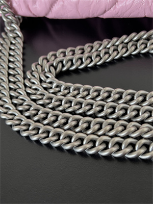 Women’s CRUSH Medium Chain Bag Quilted In Pink Crushed Calfskin