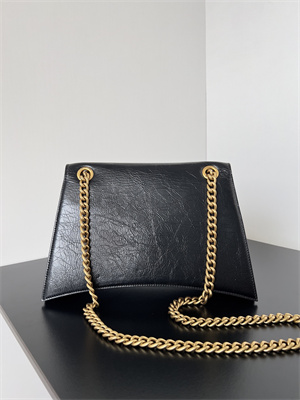 Women’s CRUSH Medium Chain Bag In Black Crushed Calfskin