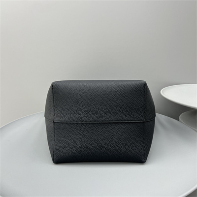 The Row Park N/S Large Tote Bag Grained Calfskin Black Color