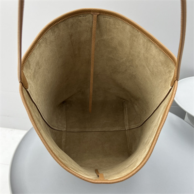 The Row Park N/S Large Tote Bag Grained Calfskin Brown Color