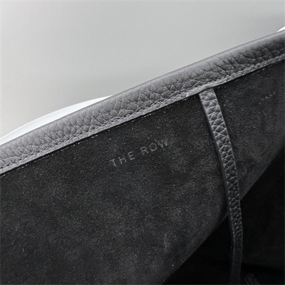 The Row Park N/S Medium Tote Bag Grained Calfskin Black color