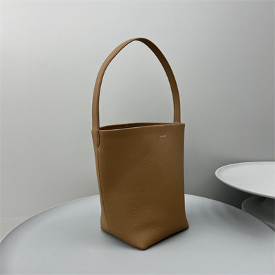 The Row Park N/S Medium Tote Bag Grained Calfskin Brown color
