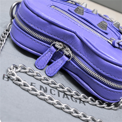 Women’s Le Cagole Heart Mini Bag In Arena Lambskin Purple Color