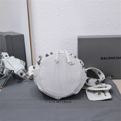 Women’s Le Cagole XS Bucket Bag In Arena Lambskin White Color
