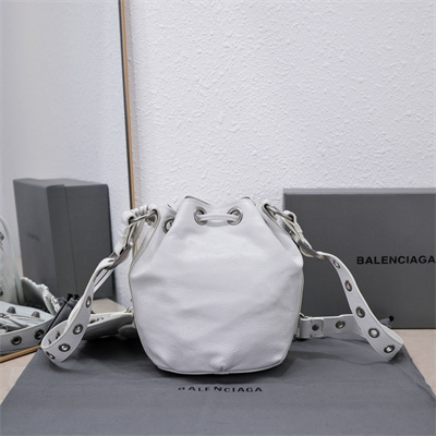 Women’s Le Cagole XS Bucket Bag In Arena Lambskin White Color