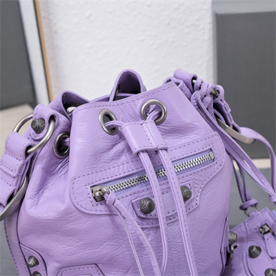 Women’s Le Cagole XS Bucket Bag In Arena Lambskin Purple Color