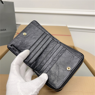 Le Cagole Compact Zippy Wallet In Goatskin Navy Color