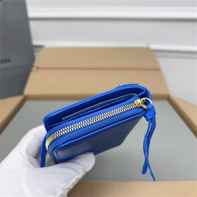 Le Cagole Compact Zippy Wallet In Arena Lambskin Electric Blue Color