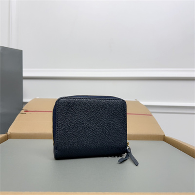 Le Cagole Compact Zippy Wallet In Arena Lambskin Black Color