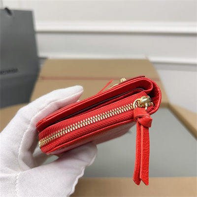 Le Cagole Compact Zippy Wallet In Arena Lambskin Red Color