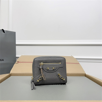 Le Cagole Compact Zippy Wallet In Goatskin Grey Color