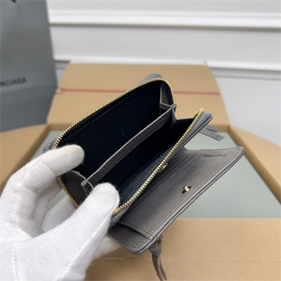 Le Cagole Compact Zippy Wallet In Goatskin Grey Color