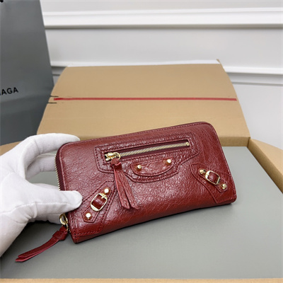 Le Cagole Continental Zippy Wallet In Arena Lambskin Burgundy Color