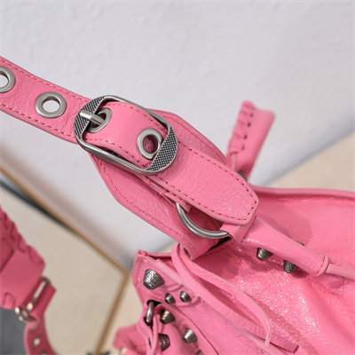 Women’s NEO Cagole XS Handbag In Arena Lambskin Pink Color