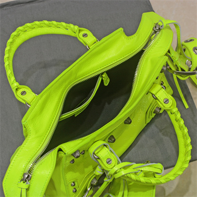 Women’s NEO Cagole XS Handbag In Arena Lambskin Fluorescent Green Color