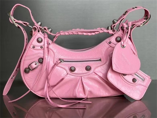 Women’s Le Cagole Small Shoulder Bag In Arena Lambskin Pink Color