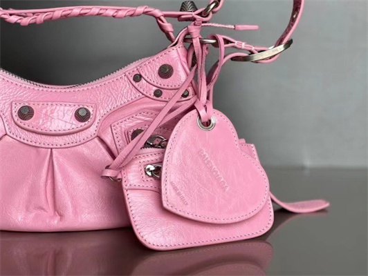 Women’s Le Cagole XS Shoulder Bag In Arena Lambskin Pink Color