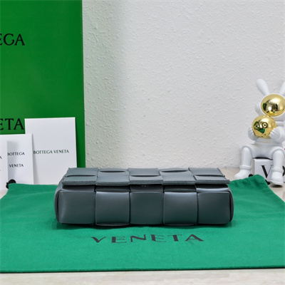 BV Cassette Cross Body Bag In Lambskin Thunder Color