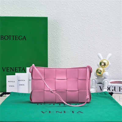 BV Cassette Pouch With Strap In Calfskin Ribbon Color