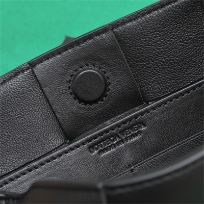 BV Cassette Pouch With Strap In Calfskin Black Color