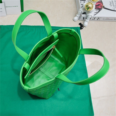 BV Small Flip Flap Tote Bag In Lambskin Leather Parakeet Color