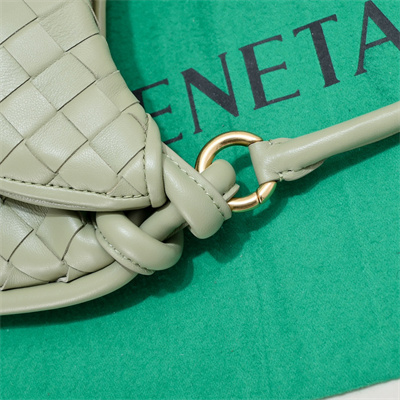 BV Medium Gemelli Shoulder Bag In Lambskin Leather Travertine Color