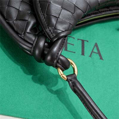 BV Medium Gemelli Shoulder Bag In Lambskin Leather Fondant Color